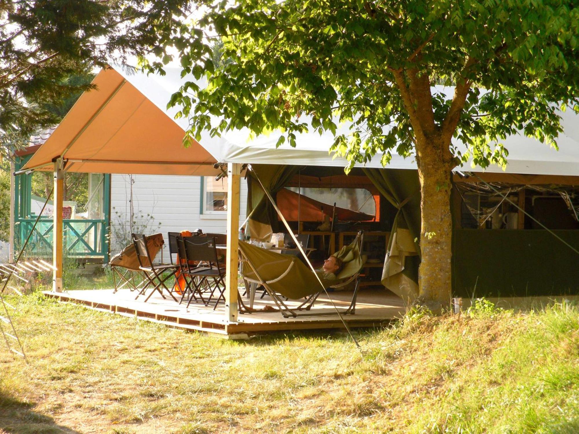Flower Camping La Pibola Camon  Exterior photo